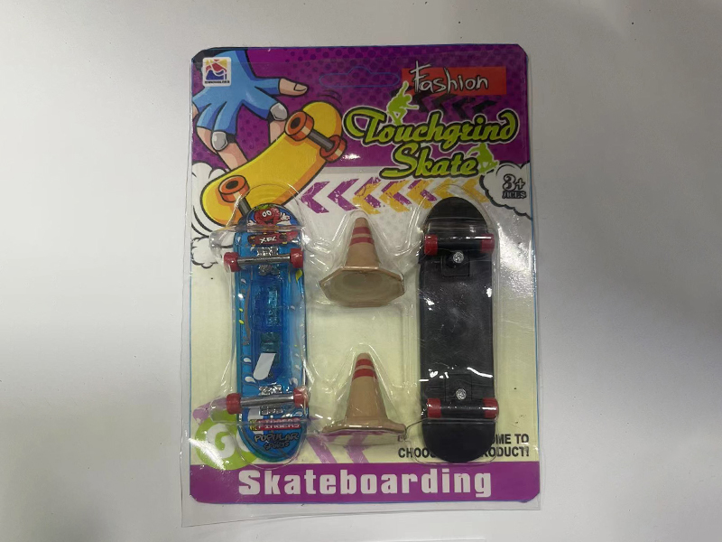 Finger Skateboard Set