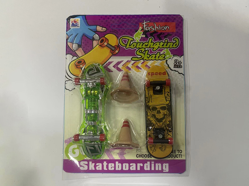 Finger Skateboard Set