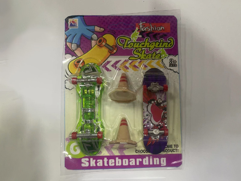 Finger Skateboard Set