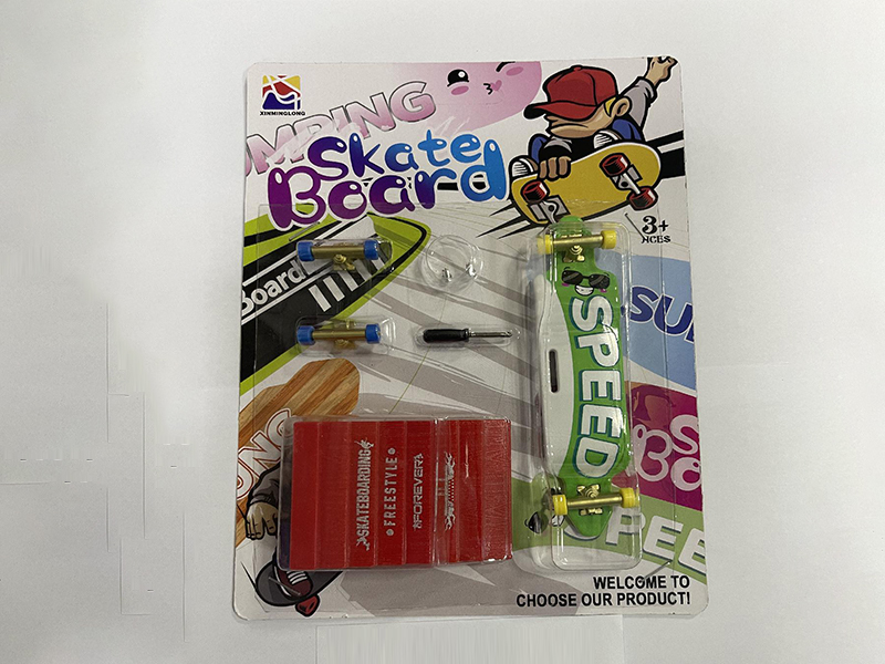 Finger Skateboard Set