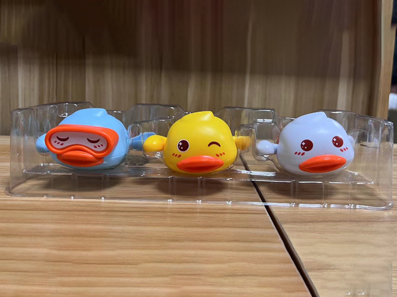 3 pcs Wind-Up Water Play Duck Toys