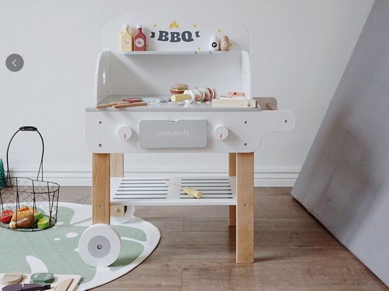 Wooden BBQ Grill Toy