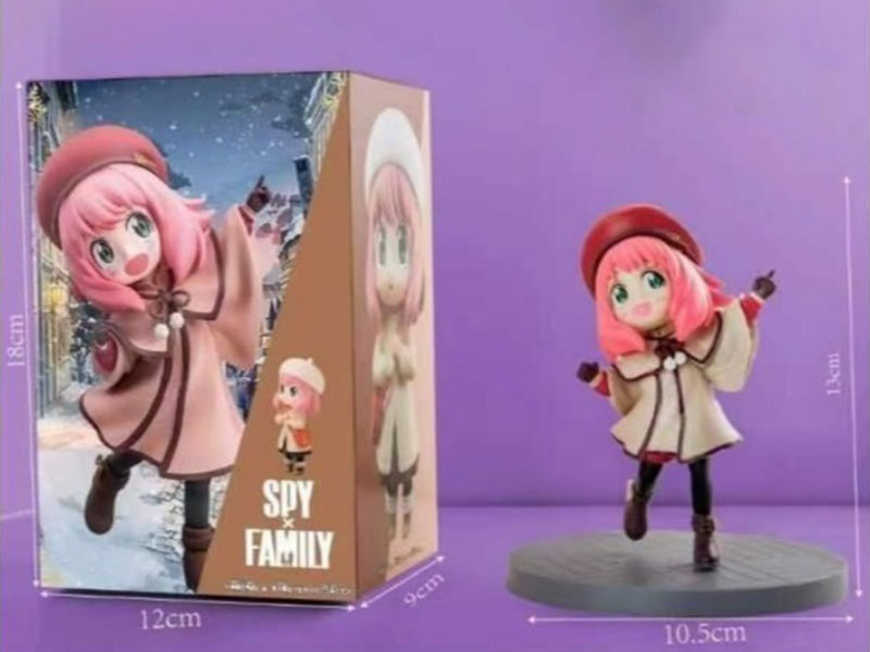 Winter Outfit Anya (Red Hat Version) Figurine