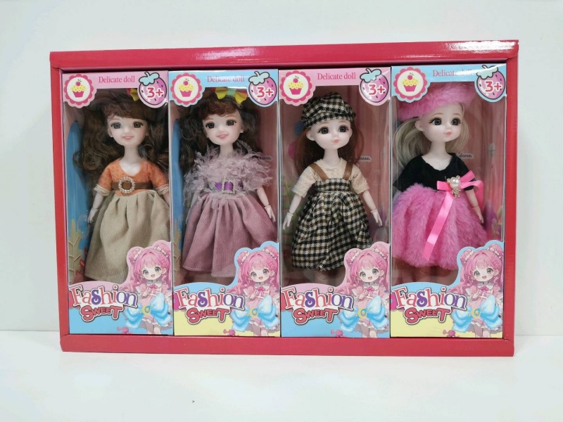 A Set Of 4 12-Inch Retro-Style Dolls