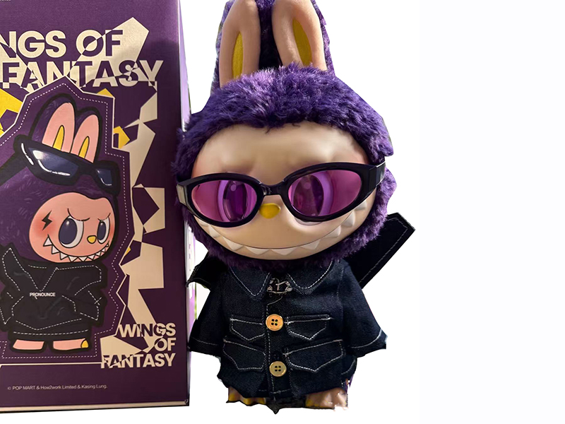 1:1 Outsize Limited Edition 40cm 24D Eyeball Plush Vinyl Face Stuffed Labubu Doll With Card, Two Sets Of Clothes, Glasses