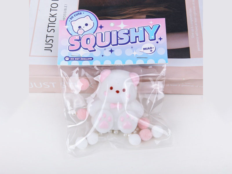 The Jelly Kneading Game Features Spray-Painted Sitting Bear Pearls, Hairballs And Clips