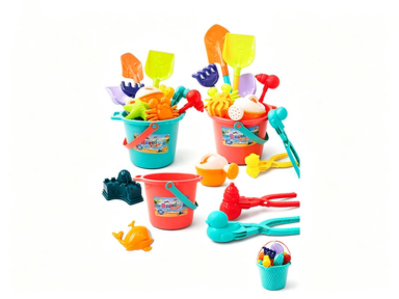 A Twelve-Piece Beach Set