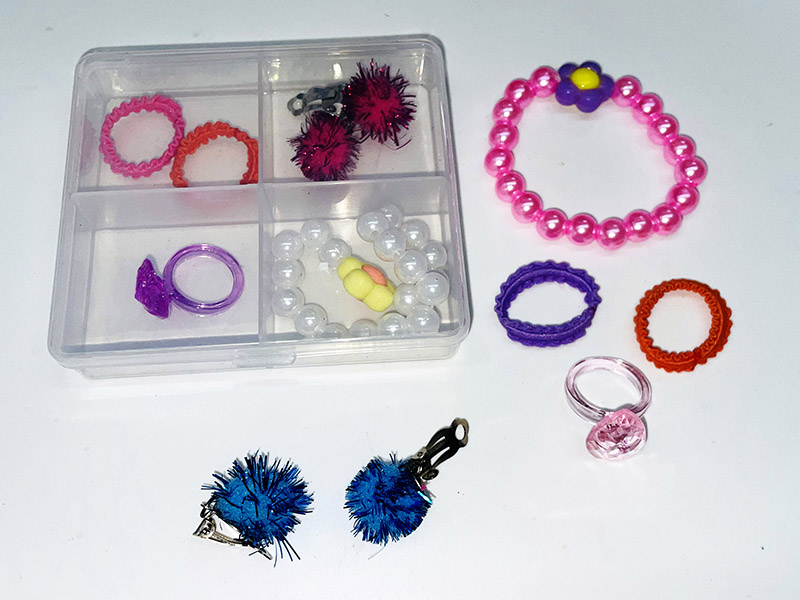 Jewelry Box Set Bracelet + Eardrop + Ring + Hair Tie2PCS