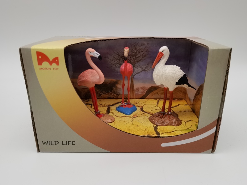 Red Crane + 2 Flamingos Model