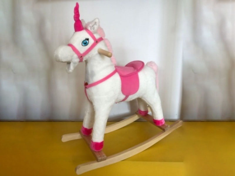 B/O Wooden Rocking Horse With Music