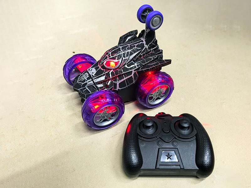 2.4G Remote Control Stunt Car With Light