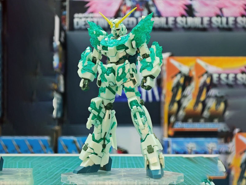 Crystalline Unicorn Assembly Model Gundam Model