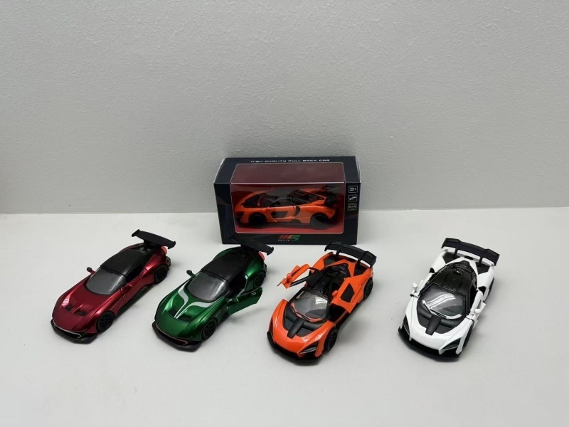 1:32 Windowed Box Martinsena Simulation Alloy Car