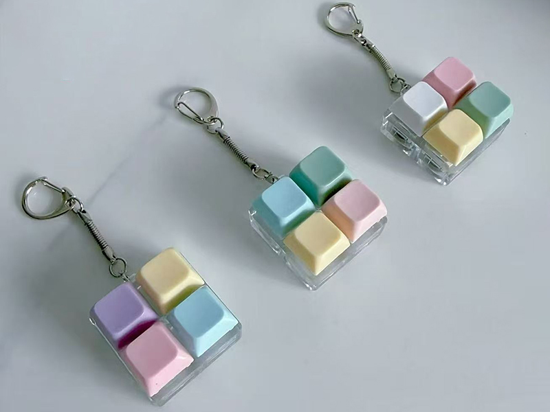 4-Key Keyboard Keychain - With Light