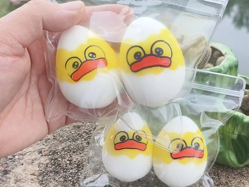 Pinching Fun: Fluid Duck Eggs