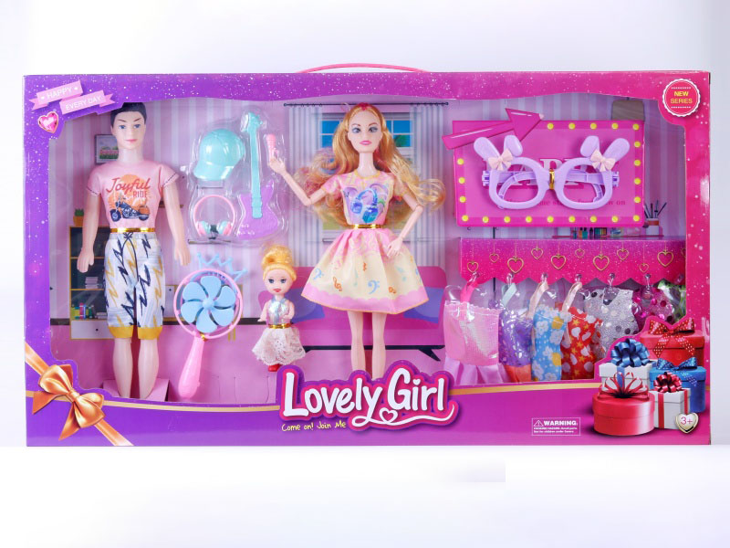 A Family Of Three Is Wearing 11.5-Inch Live Joint Real Fashion Dolls With Clothing, Hats, Headphones, Guitars, Microphones, Fans, Glasses And Shoes