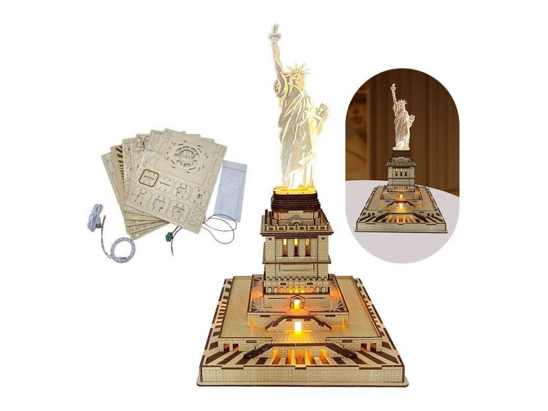 The Statue Of Liberty Puzzle Consists Of 147 Pieces