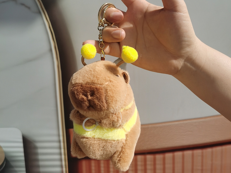 Bee Capybara Plush Toy Metal Keychain