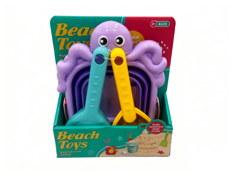 A Set Of 3-Piece Beach Buckets