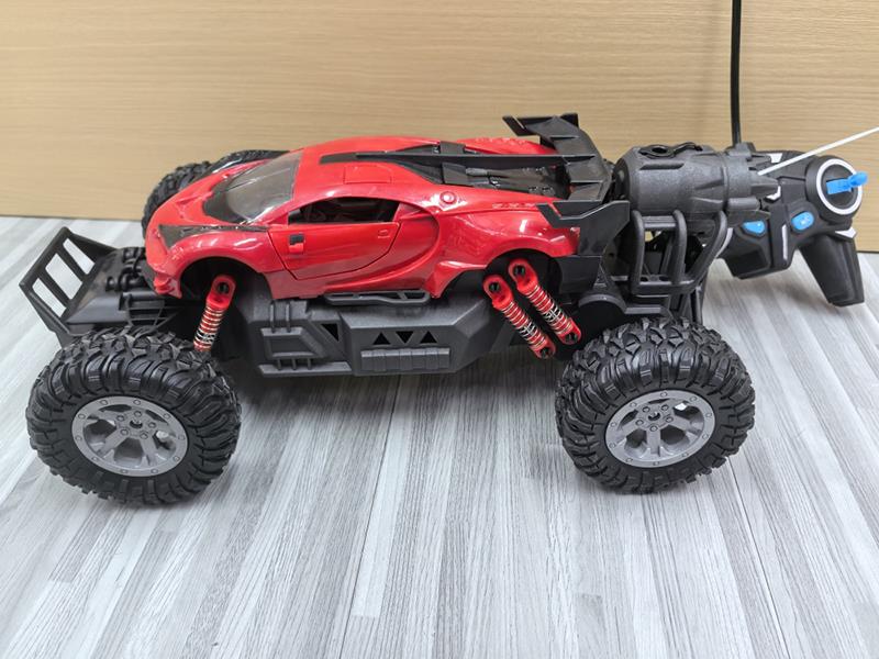 5-Channel Remote Control Door Opening Spray Climbing Car(Included Batteries)