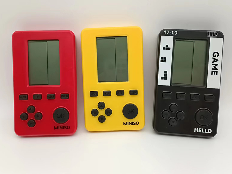 Medium-Size Game Console