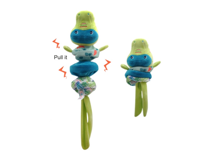 The Crocodile'S Sound Shakes The Baby'S Soothing Plush Toy