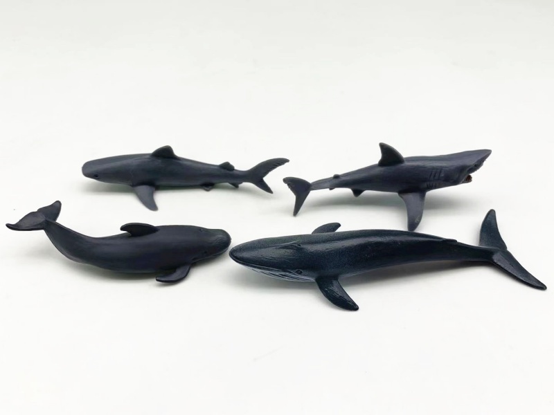 4 Mini Marine Creatures (A Great White Shark +B Blue Whale +C Pilot Whale +D Tiger Shark)