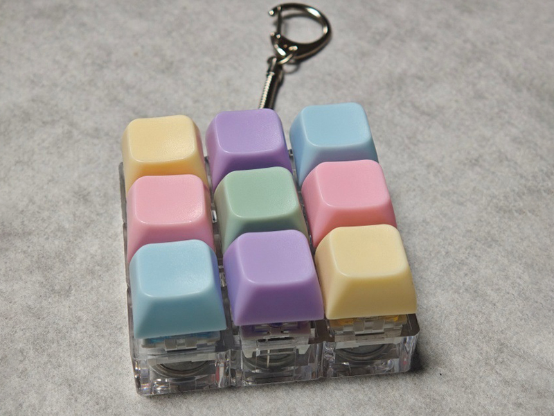 9-Key Keyboard Keychain - No Light