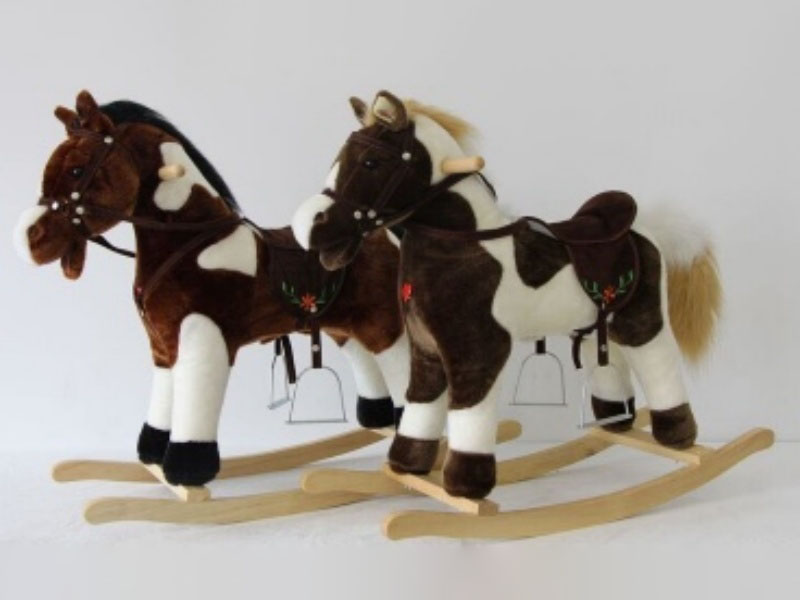B/O Wooden Rocking Horse With Music